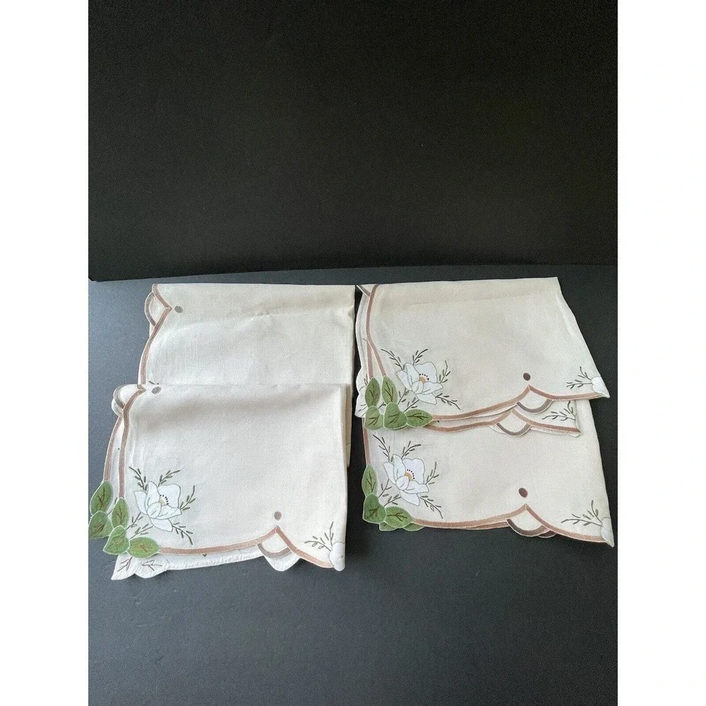 Vintage Traditional French Vinex Cotton Handcrafted Embroidered Floral Placemats